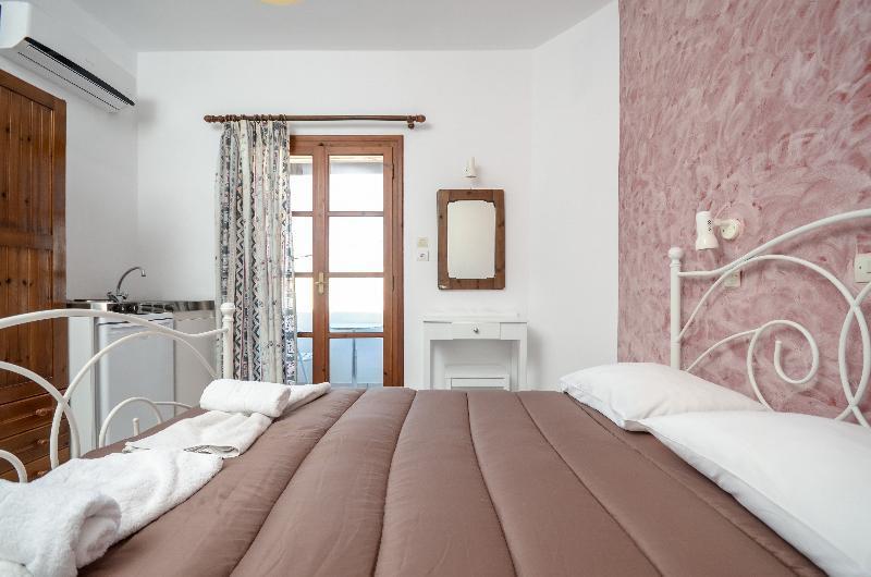 Depis Economy Studios & Apartments Naxos City Exterior foto